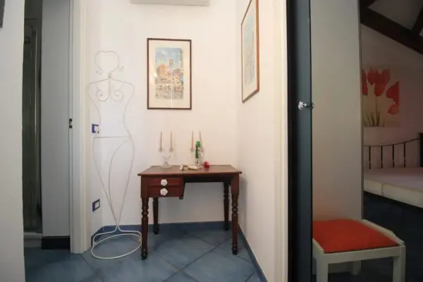 Appartamento via Rangè, Alassio