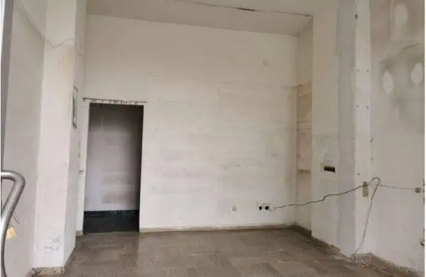 Negozio piazza Le Leonardo Da Vinci 14, Venezia