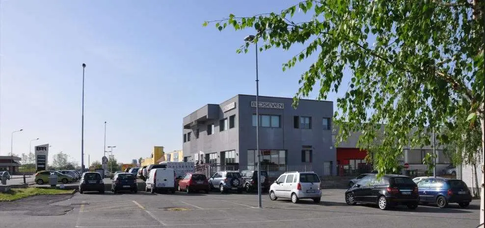 Immagine per Capannone in vendita a Romagnano Sesia via Novara 398