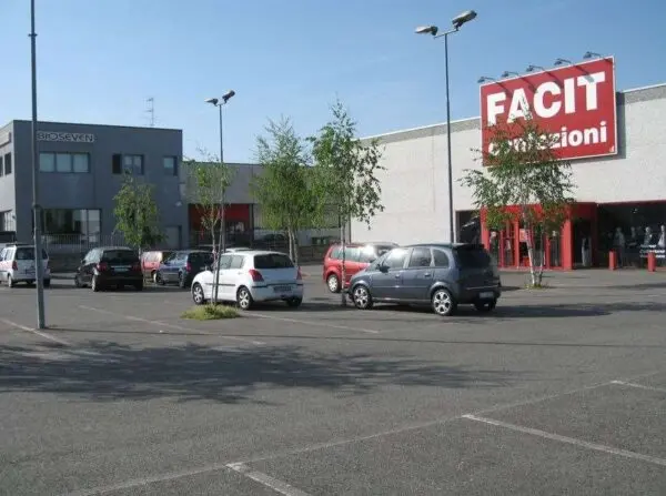 Capannone via Novara 398, Romagnano Sesia