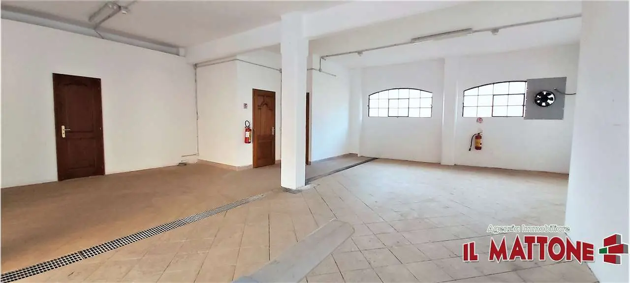 Immagine per Magazzino in affitto a Campomorone via Villa Piana