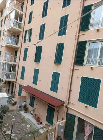 Appartamento 96, Genova