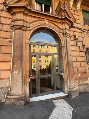 Immagine per Appartamento in asta a Genova via Venezia 21