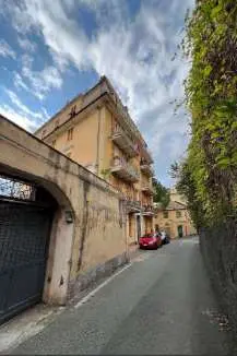 Immagine per Appartamento in asta a Genova via Tonale 29