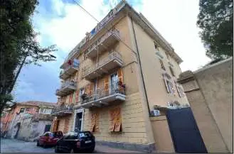 Immagine per Appartamento in asta a Genova via Tonale 29