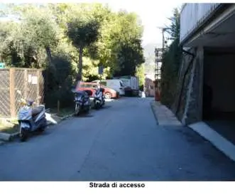 Immagine per Garage in asta a Arenzano via Del Roccolo snc