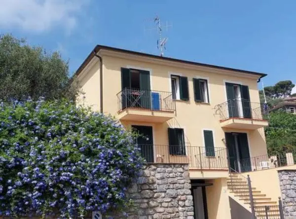 Immagine per Appartamento in asta a Diano Castello strada Monterosso 1 B