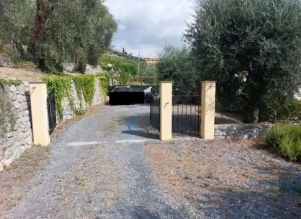 Immagine per Appartamento in asta a Diano Castello strada Monterosso 1 B