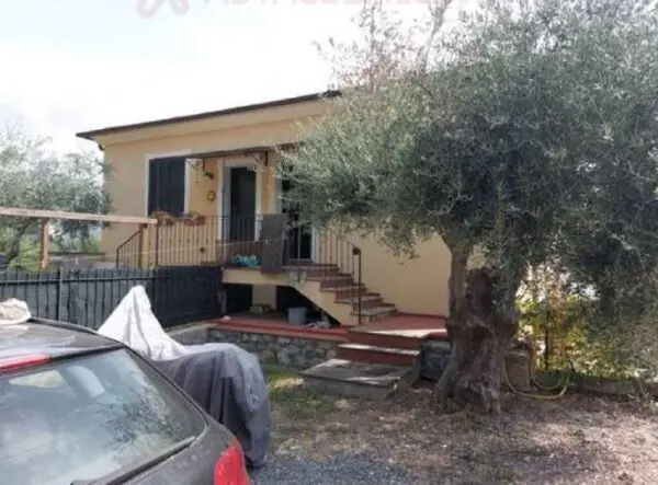 Immagine per Appartamento in asta a Diano Castello strada Monterosso 1 B