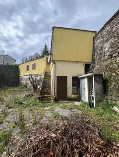 Casa Indipendente via Natale Torre 29, Serra Riccò