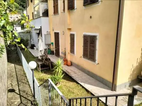 Appartamento via Genova 488, La Spezia
