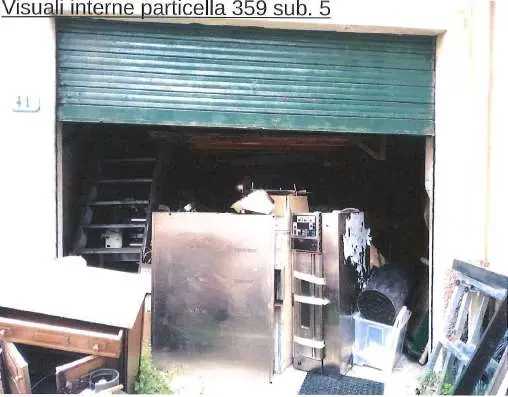 Negozio via Dei Giustiniani 41, 43, 47, Recco