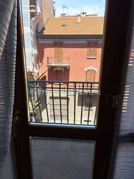 Immagine per Appartamento in vendita a Torino via Tonale