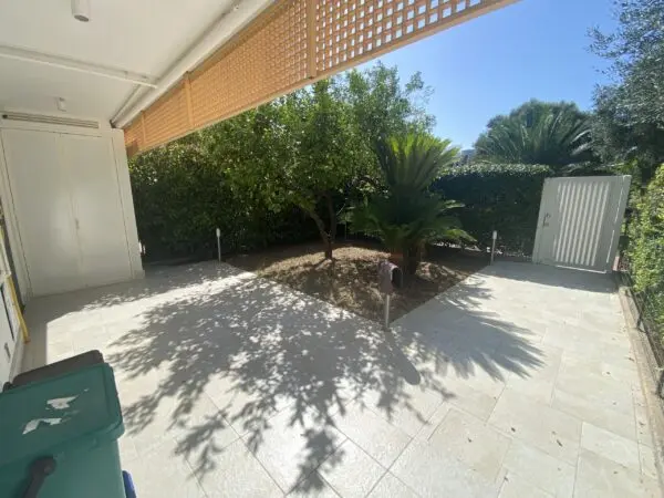 Villa viale Dei Pini B 2b, Noicattaro