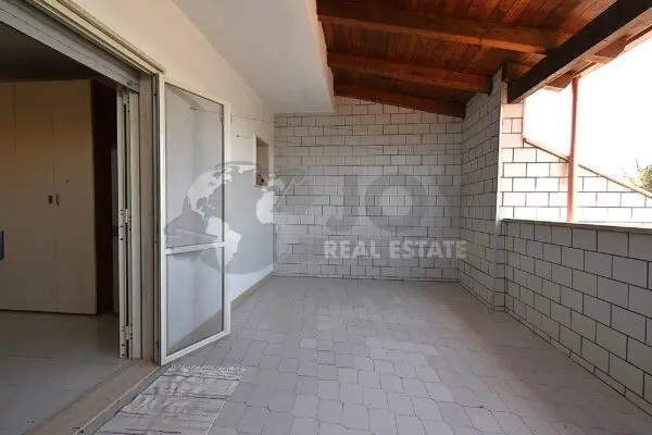 Villa Trifamiliare via Levanzo 15, Lecce