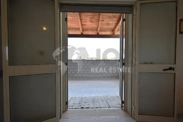 Villa Trifamiliare via Levanzo 15, Lecce