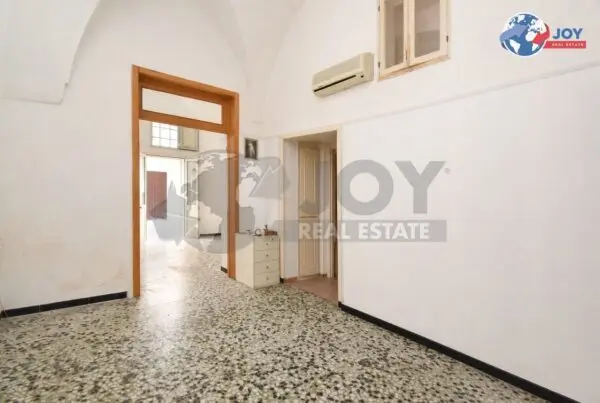 Villa Trifamiliare via Pisanelli 14, Galatone
