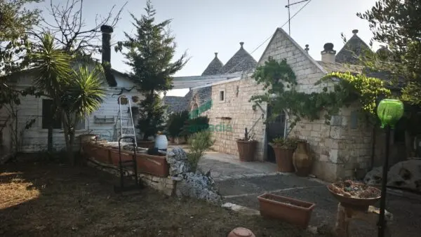 Casale via Contrada Terranova, Monopoli