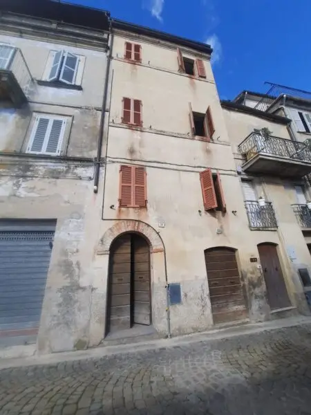 Villa Trifamiliare via Giuseppe Garibaldi 13, Ripatransone