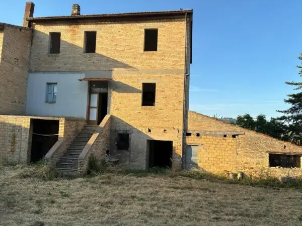Casale via Contrada Tesino, Offida