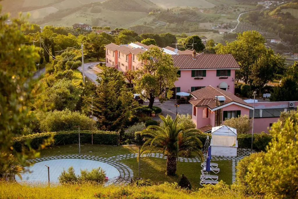 Immagine per Albergo in vendita a Ripatransone 1