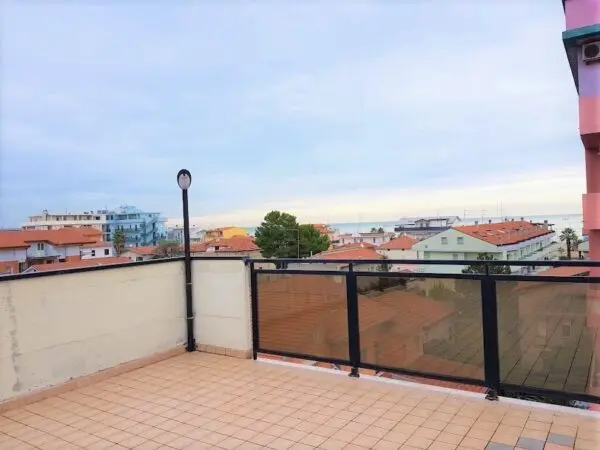 Villa Trifamiliare via Archimede, Tortoreto
