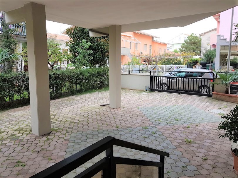 Immagine per Villa trifamiliare in vendita a Tortoreto via Archimede