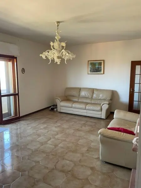 Monolocale via Alessandro Manzoni, Acquaviva Picena