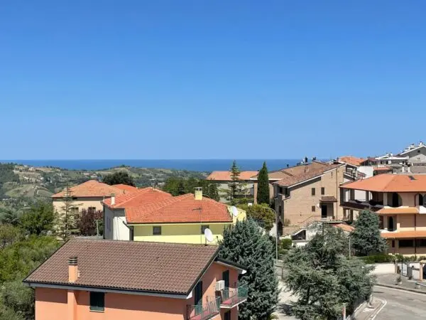 Monolocale via Alessandro Manzoni, Acquaviva Picena