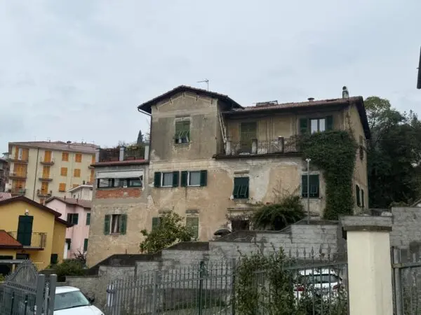 Villa Trifamiliare via Dei Colli 24, La Spezia
