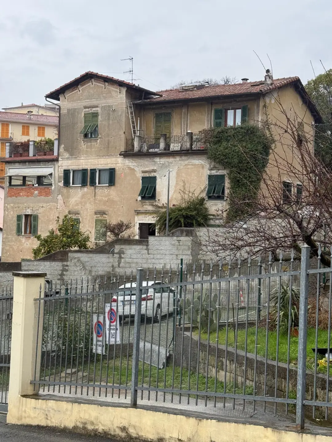 Immagine per Villa trifamiliare in vendita a La Spezia via Dei Colli 24