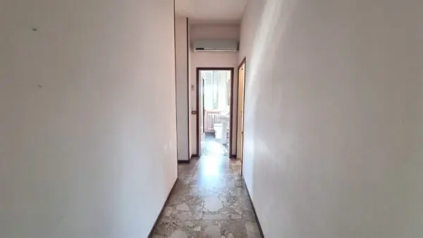 Trilocale strada Langhirano 462, Parma