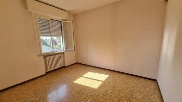 Trilocale strada Langhirano 462, Parma