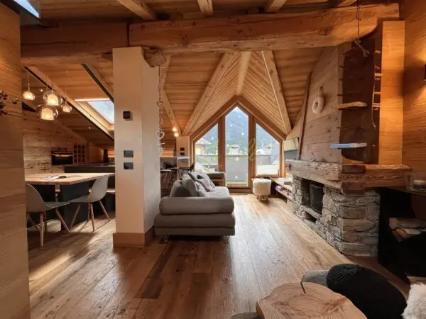 Trilocale via Marconi 41, Courmayeur