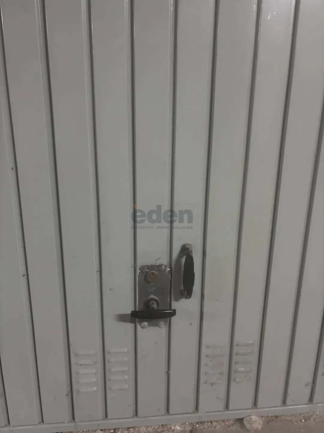 Immagine per Garage in vendita a Modena via Gaetana Agnesi 12