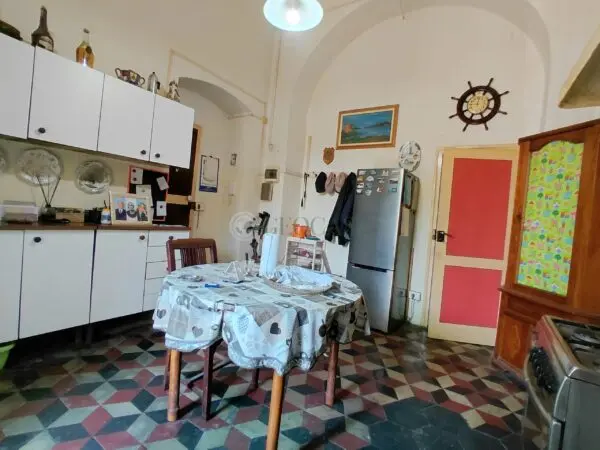 Monolocale via Buonviaggio 36, La Spezia