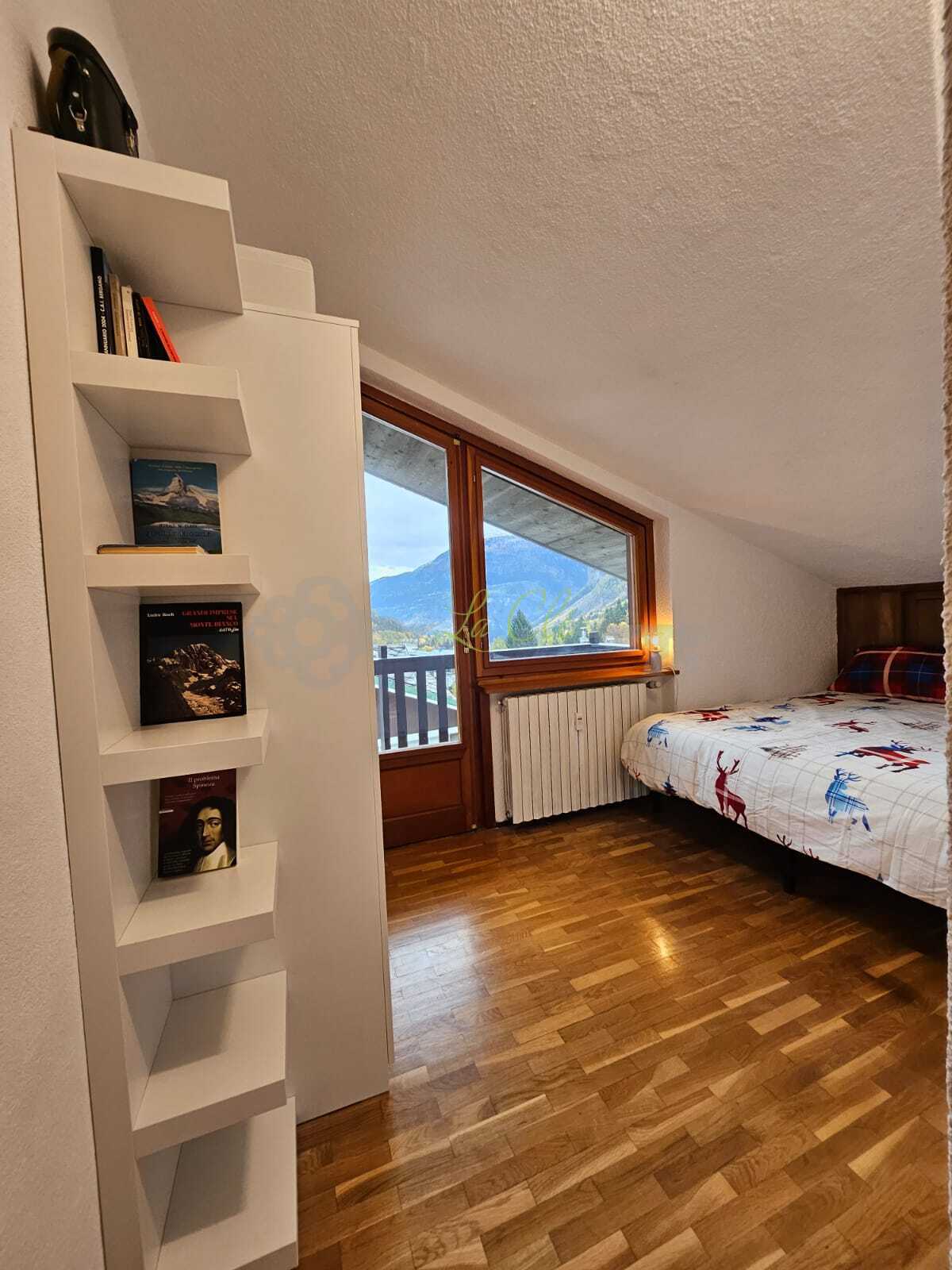 Immagine per Mansarda in affitto a Courmayeur strada Vittoria 33