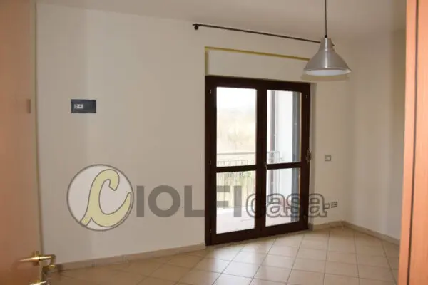 Appartamento via 5, Cassino