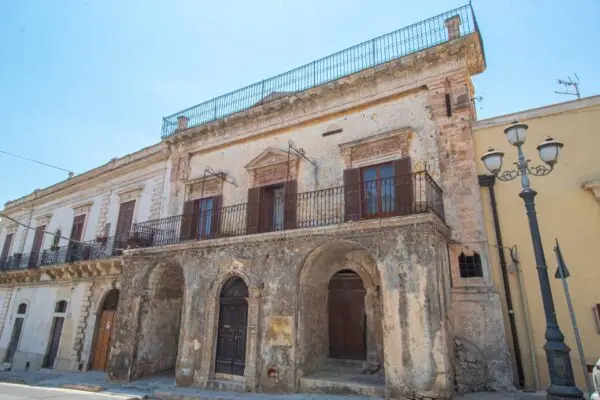 Villa via Vittorio Emanuele Snc, Ispica