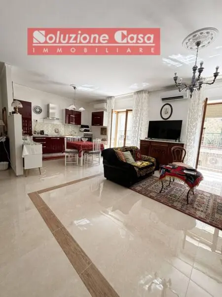 Appartamento via Esquilino, Canosa Di Puglia