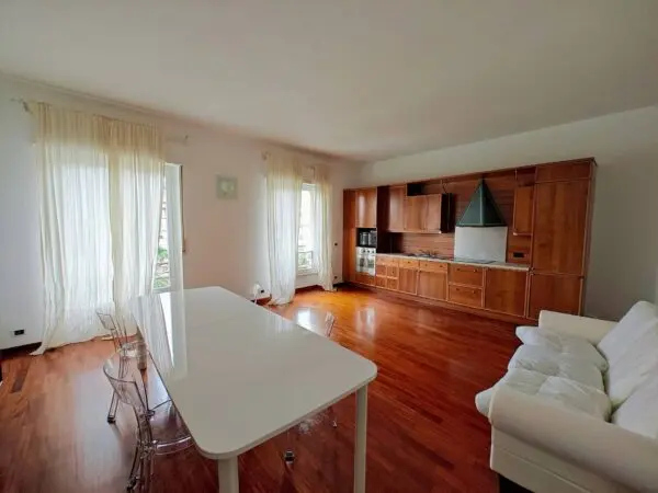 Appartamento corso Di Porta Vittoria 58, Milano