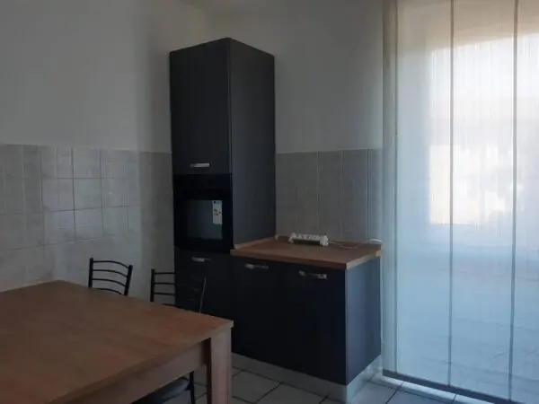 Appartamento via Ortella, Gallarate
