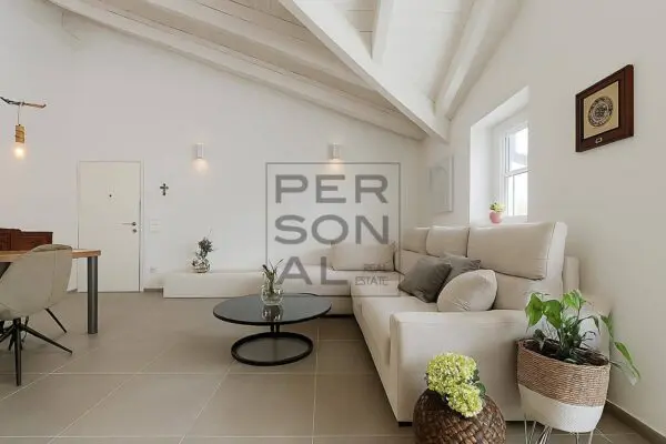 Appartamento via, Ton