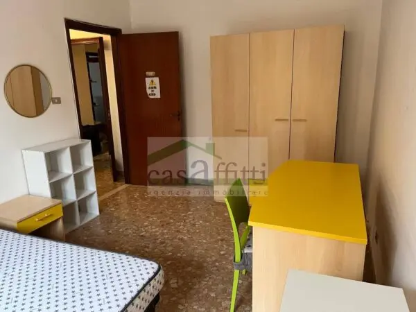 Casa Semindipendente Viale B. Croce, Chieti