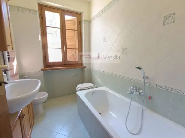 Villa via, Pietrasanta