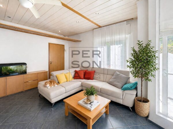 Appartamento via Kennedy, Laives