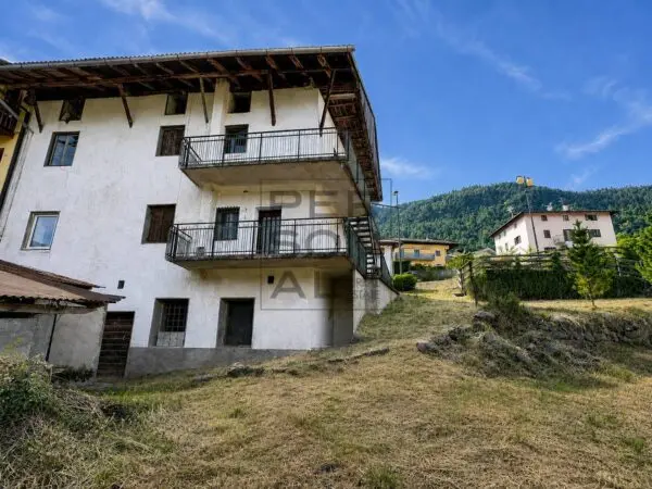 Casa Indipendente via Località Cescatti 37, Torcegno