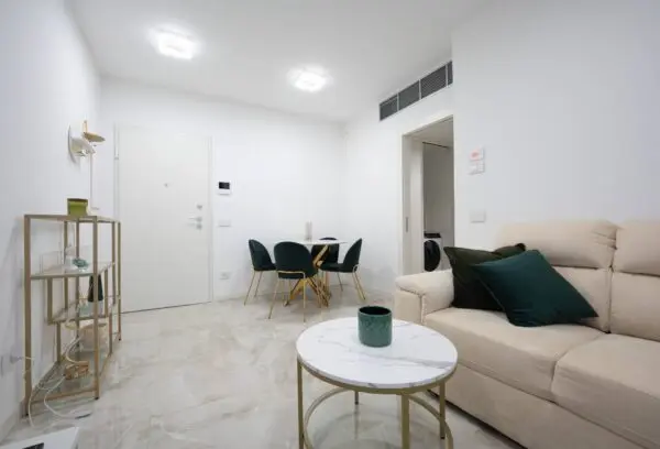 Appartamento via Giampietro Lucini 4, Milano