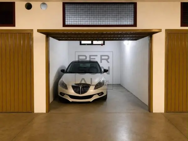 Box / Posto Auto via, Trento