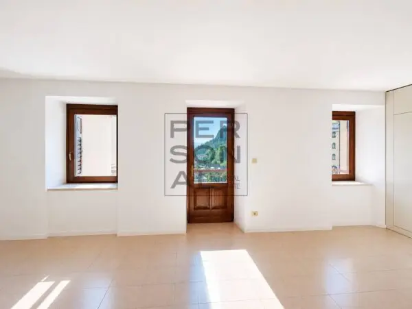 Appartamento via Terragnolo, Volano